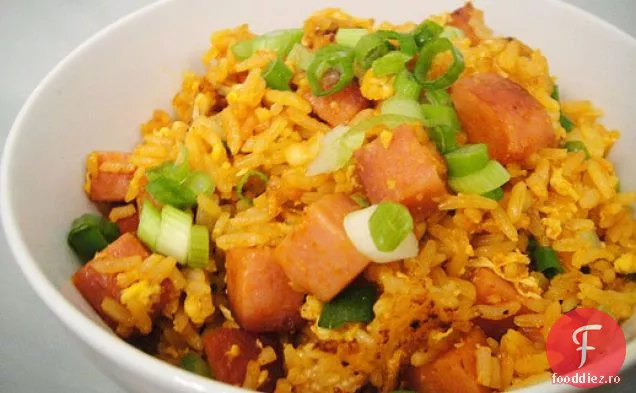 Sriracha și orez prăjit SPAM