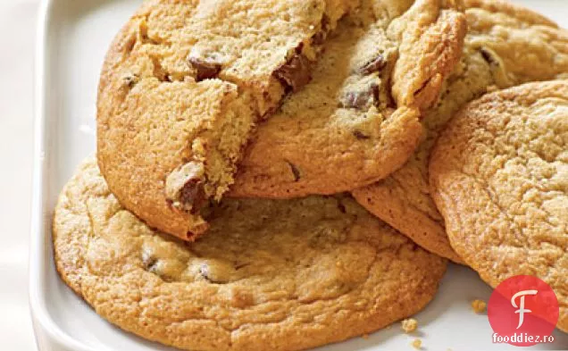 Cookie-Uri Uriașe De Ciocolată