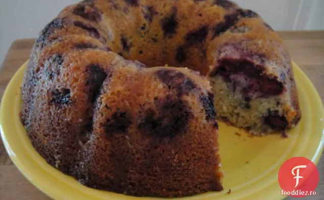Bill Yosses' Blackberry Buttermilk Bundt cu glazură portocalie