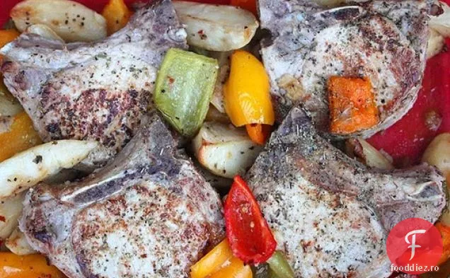 Cotlet de porc cu cartofi și ardei cu oțet