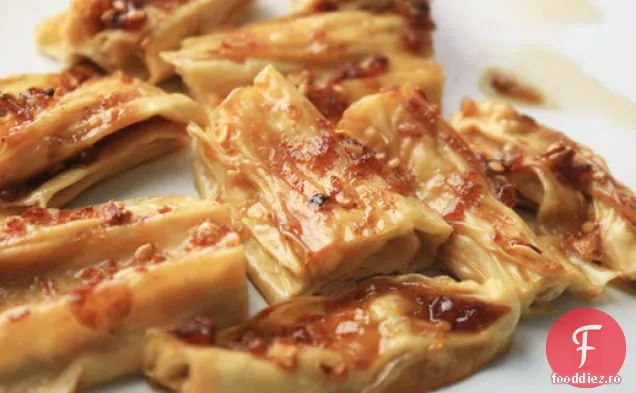 Beancurd bastoane fript cu sos de soia, ghimbir și miere