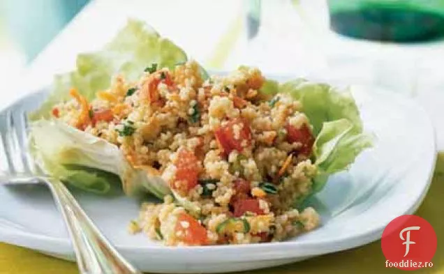 Cupe De Salată De Cuscus