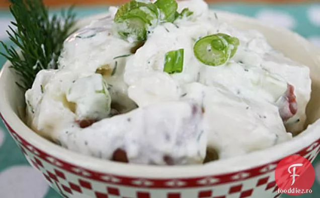 Salată De Cartofi Cu Brânză Albastră Dilly