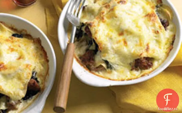 Lasagna Elvețiană Individuală Și Cârnați Italieni