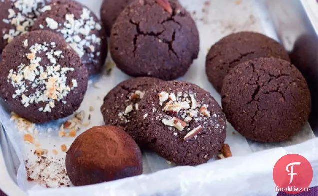 Serios Cookie-Uri De Ciocolată Pecan