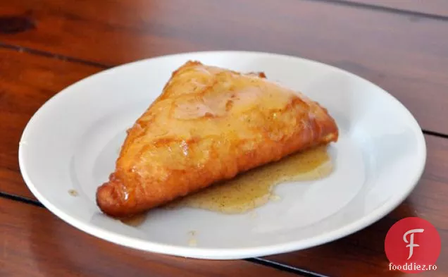 Biscuiți prăjiți cu unt de miere de scorțișoară