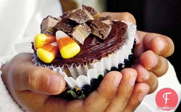 Heavenly Candy Bar Cupcakes