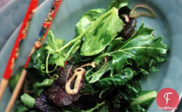 Salată Verde Asiatică Cu Vinetă Dulce De Șalotă