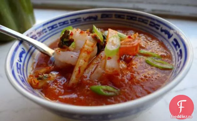 Gatiti cartea: Kimchi Gazpacho cu creveti