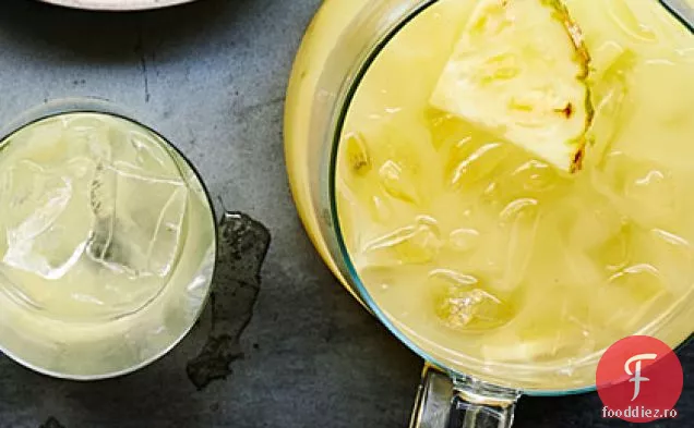 Pumn De Ananas Cu Ghimbir (Lebouroudjee)