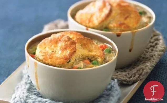 Biscuiți-topped Potpies de pui