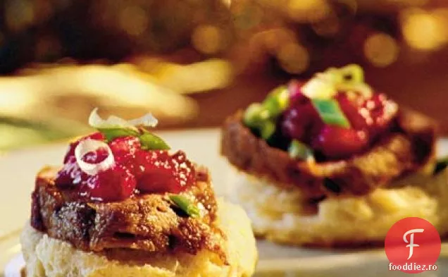 Filet de porc pe biscuiți din făină de porumb