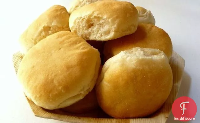 Coacerea Pâinii: Chifle Ușoare De Burger De Secară