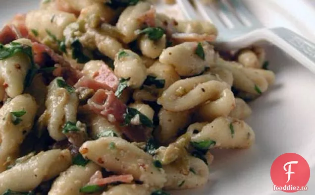Salată de Paste Prosciutto și Picholine