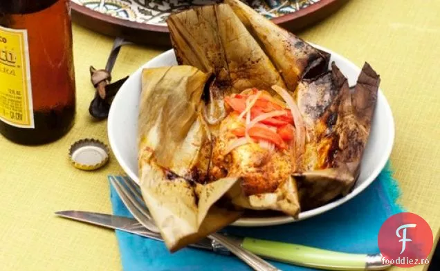 Gatiti cartea: Achiote-pui marinat învelit în frunze de banană