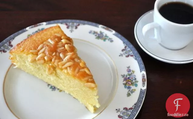 Tort de migdale cu Pignolis