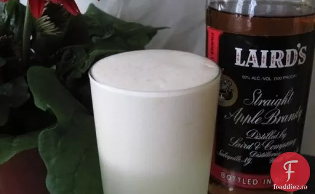 E timpul pentru o băutură: Apple Blow Fizz