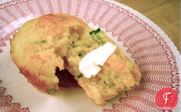 Brunch de duminică: brioșe de porumb cu Scallion și brânză