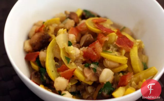 Cina în seara asta: Hominy de dovlecei și ciuperci