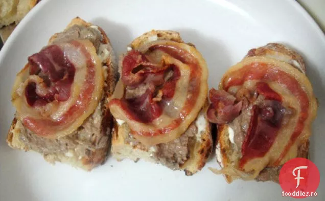 Gatiti cartea: Crostini de ficat de pui