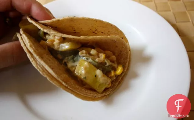 Cina în seara asta: Calabazas Horneadas (dovlecei la cuptor, ardei iute și Tacos de porumb)