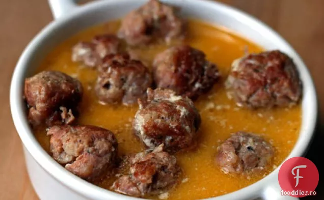 Cina în seara asta: chiftele cu Ricotta în lapte