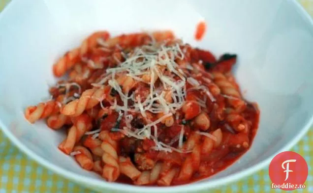 Cina În Seara Asta: Sos De Cârnați Din Sardinia