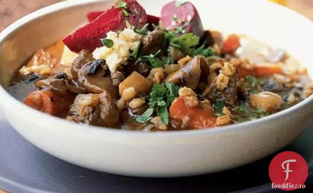Carne de vită, bere și tocană de orz