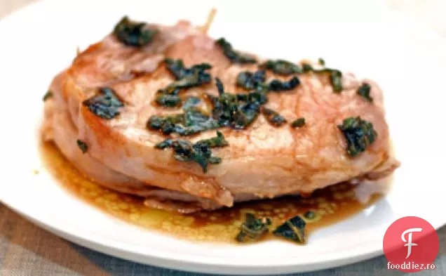 Cina în seara asta: cotlet de porc cu salvie și Balsamic