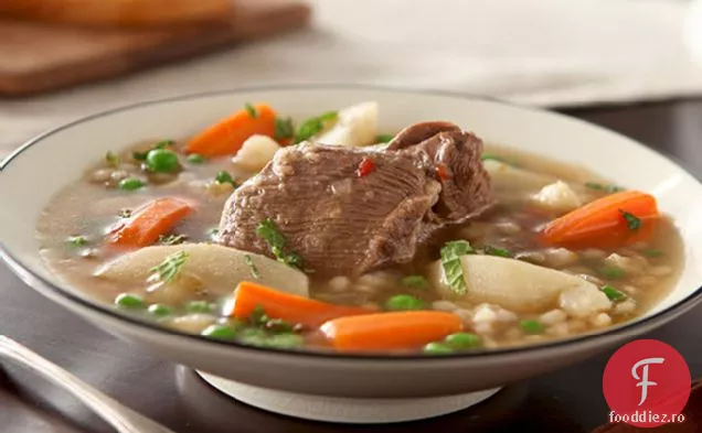 Supă Consistentă De Carne De Vită Cu Legume