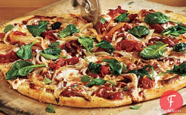 Pizza cu spanac și ceapă