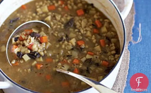 Supă De Legume Rădăcinoase Și Orz Cu Slănină