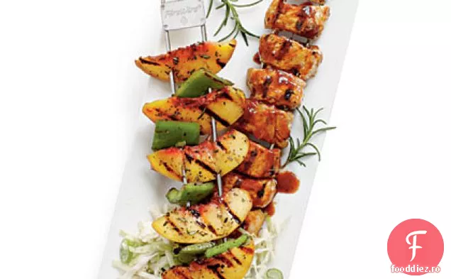 Peach și carne de porc Kabobs