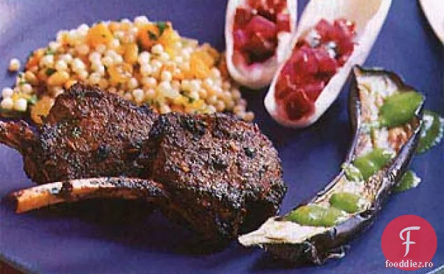 Sfeclă și J Aproxuccama pe andive cu sos de iaurt cu usturoi