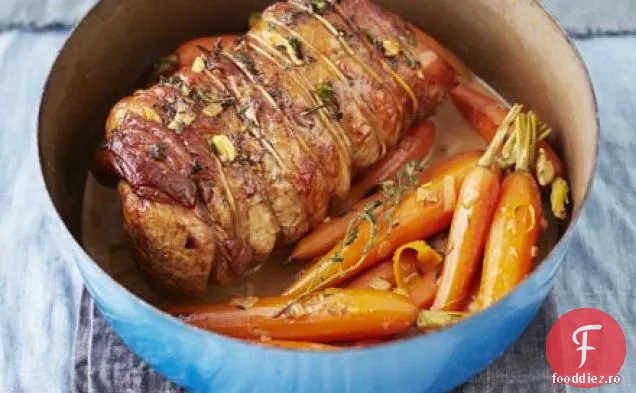 Carne de vită prăjită cu morcovi și portocale de sezon nou