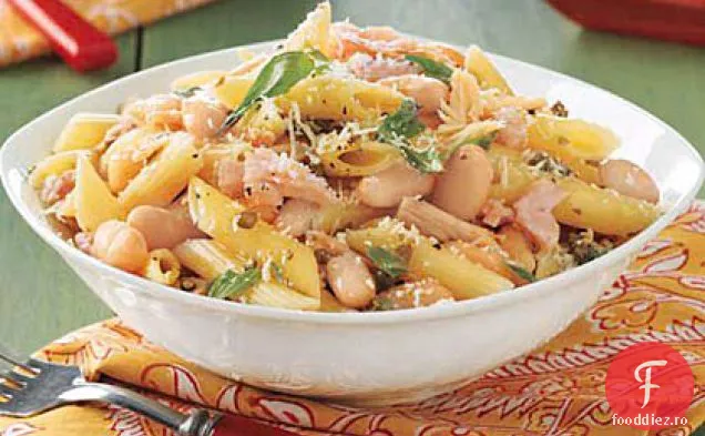 Penne cu ton, capere și fasole