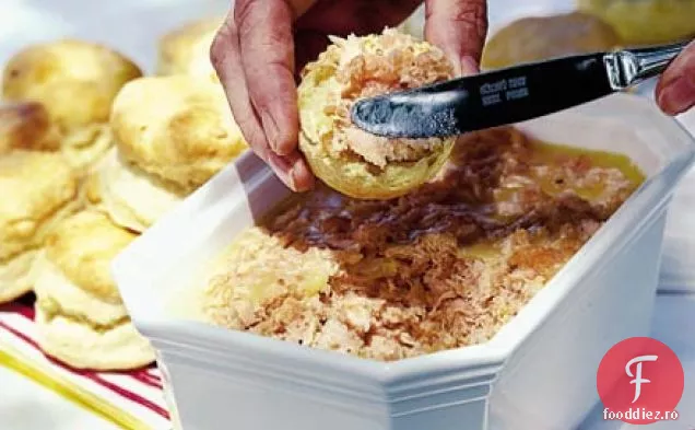 Somon proaspăt și afumat în ghiveci