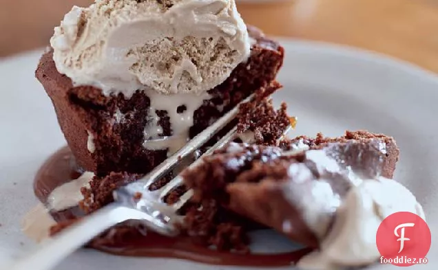 Prăjituri Individuale De Topire A Ciocolatei