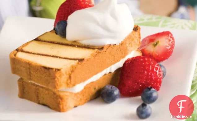 Tort De Lire La Grătar Umplut Cu Cremă