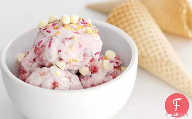 Înghețată ușoară de căpșuni