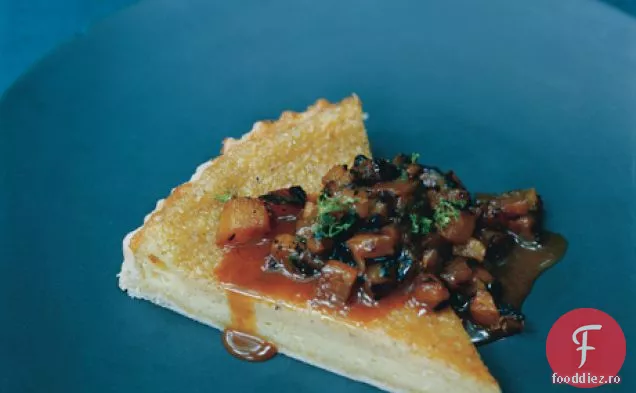 Plăcintă de șah cu Salsa de ananas înnegrită și sos de Caramel