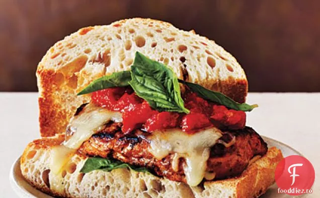 Burgeri Cu Parmezan De Pui