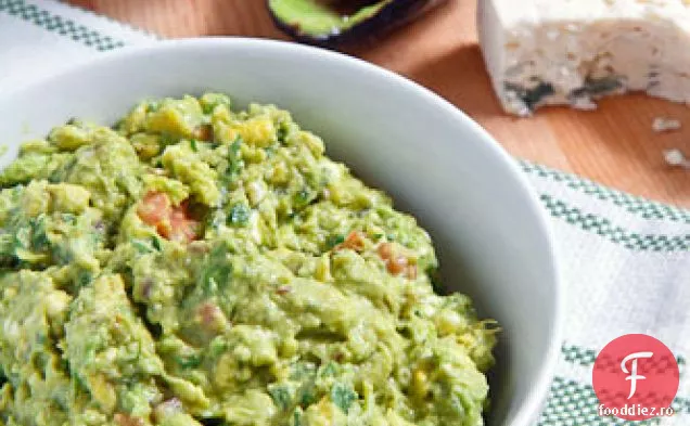Guacamole Cu Brânză Albastră