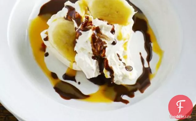 Ciocolată, caramel sărat și mizerie cu banane