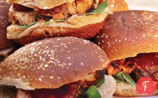 Sandvișuri Cu Filet De Porc La Grătar
