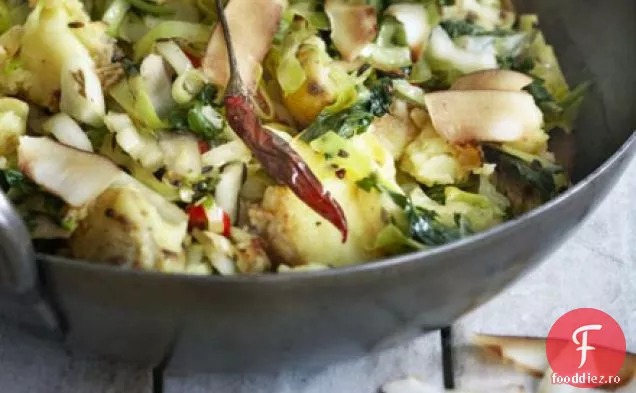 Varză Gujarati cu nucă de cocos și cartofi