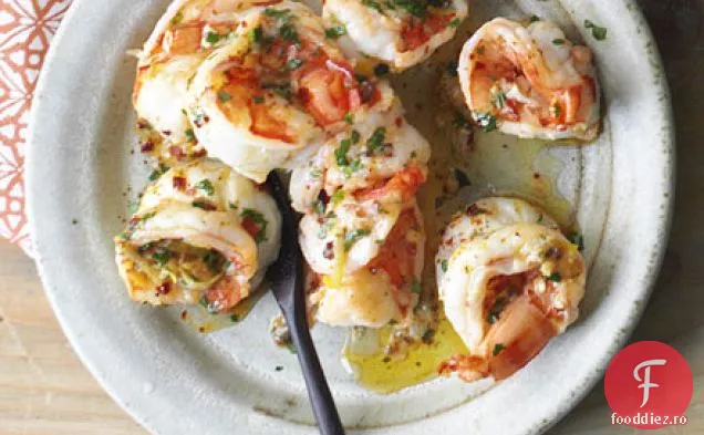 Creveți prăjiți cu ardei iute, lămâie și pătrunjel