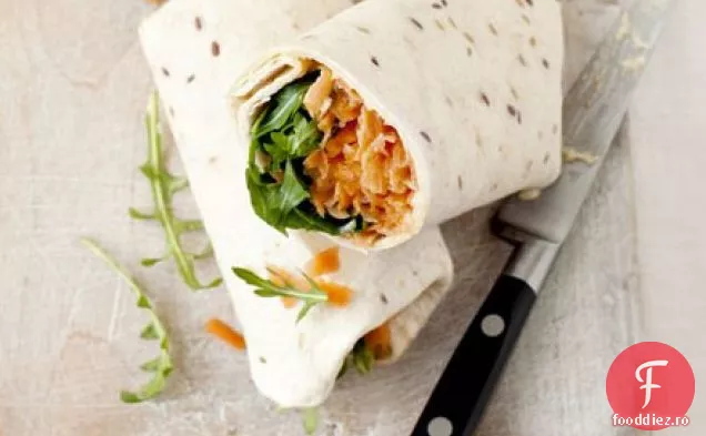 Rulouri de morcovi și hummus