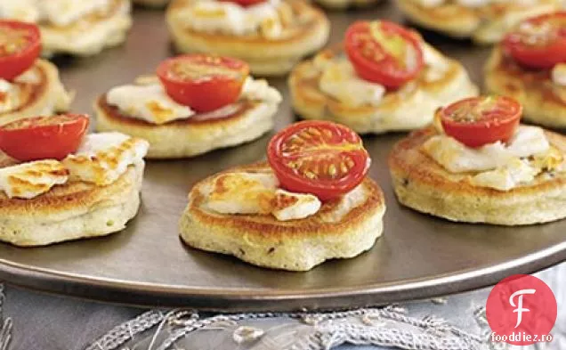 Scones de rozmarin și măsline cu brânză de capră
