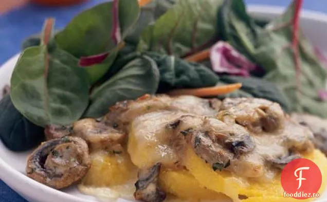 Gratin de mămăligă cu ciuperci și Fontina
